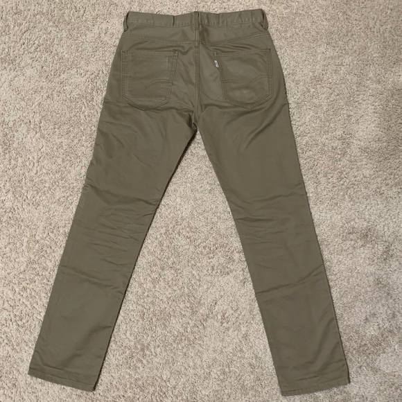 Men’s Levi’s Pants (Dark brown) - Picture 2 of 3